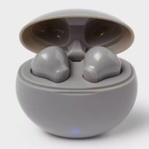 NWT Heyday true wireless earbuds